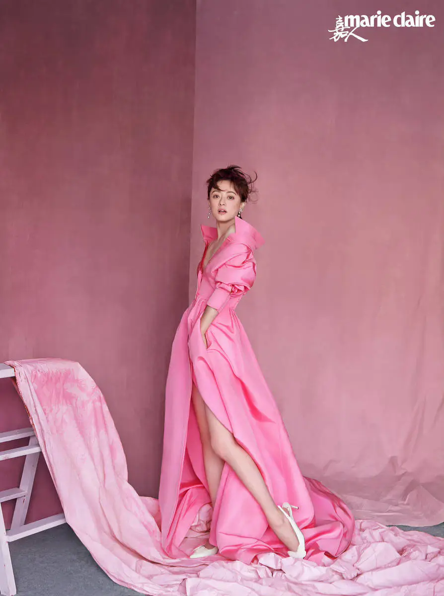 孙俪靓丽写真大秀纤细美腿!她影视剧角色魅力不可小觑 孙俪靓丽写真大秀纤细美腿!她影视剧角色魅力不可小觑