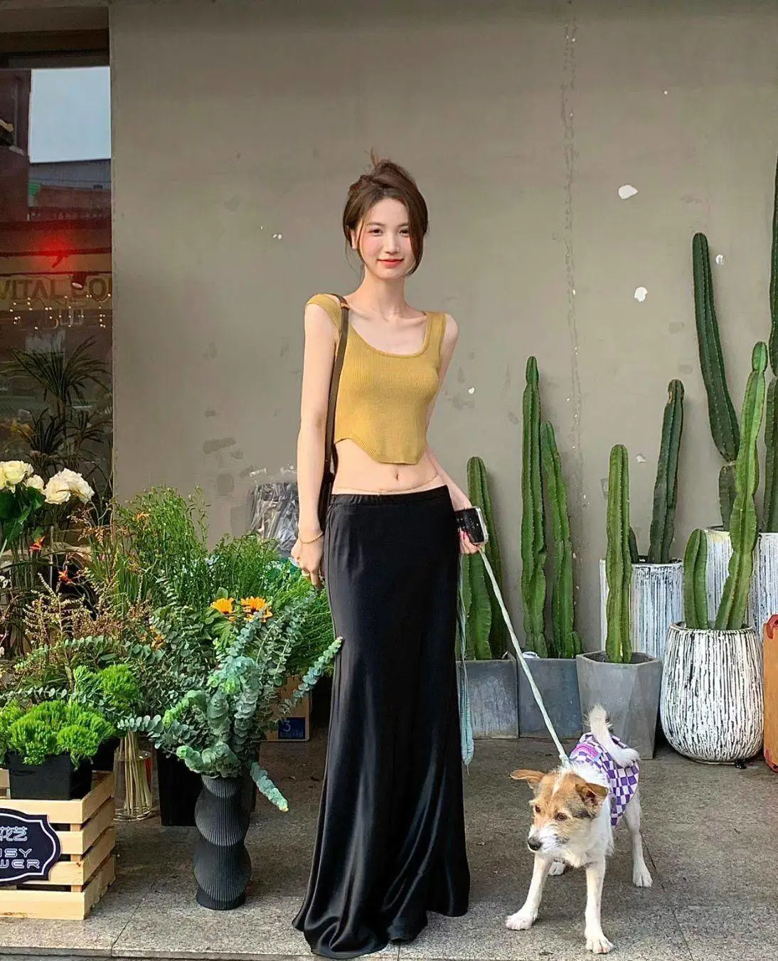 台北街拍太惊艳:满街女生都“衣露脐、裙露胯”,人人都时髦养眼 台北街拍太惊艳:满街女生都“衣露脐、裙露胯”,人人都时髦养眼