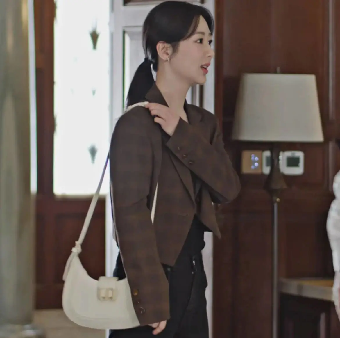 从弄堂普女到酒店继承人,杨紫上班都穿了些什么? 从弄堂普女到酒店继承人,杨紫上班都穿了些什么?