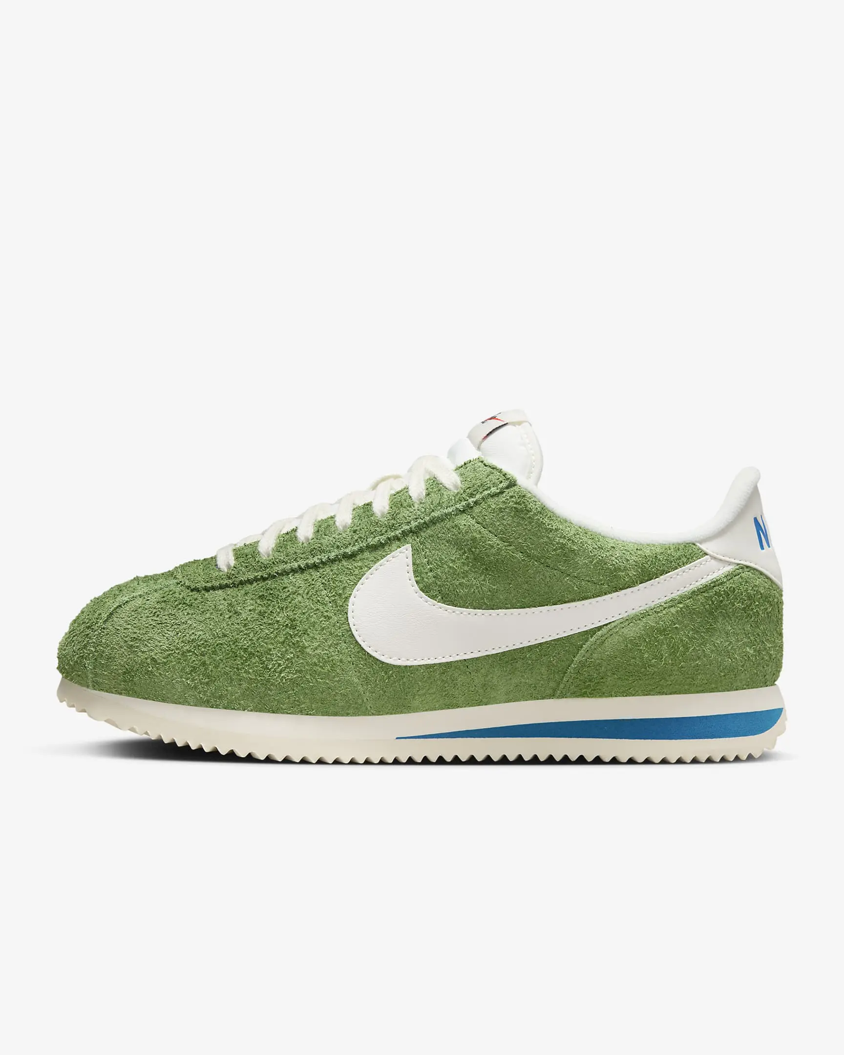 经典的Nike Cortez鞋子换上叶绿素新色,俏皮可爱的样子让人心动 经典的Nike Cortez鞋子换上叶绿素新色,俏皮可爱的样子让人心动