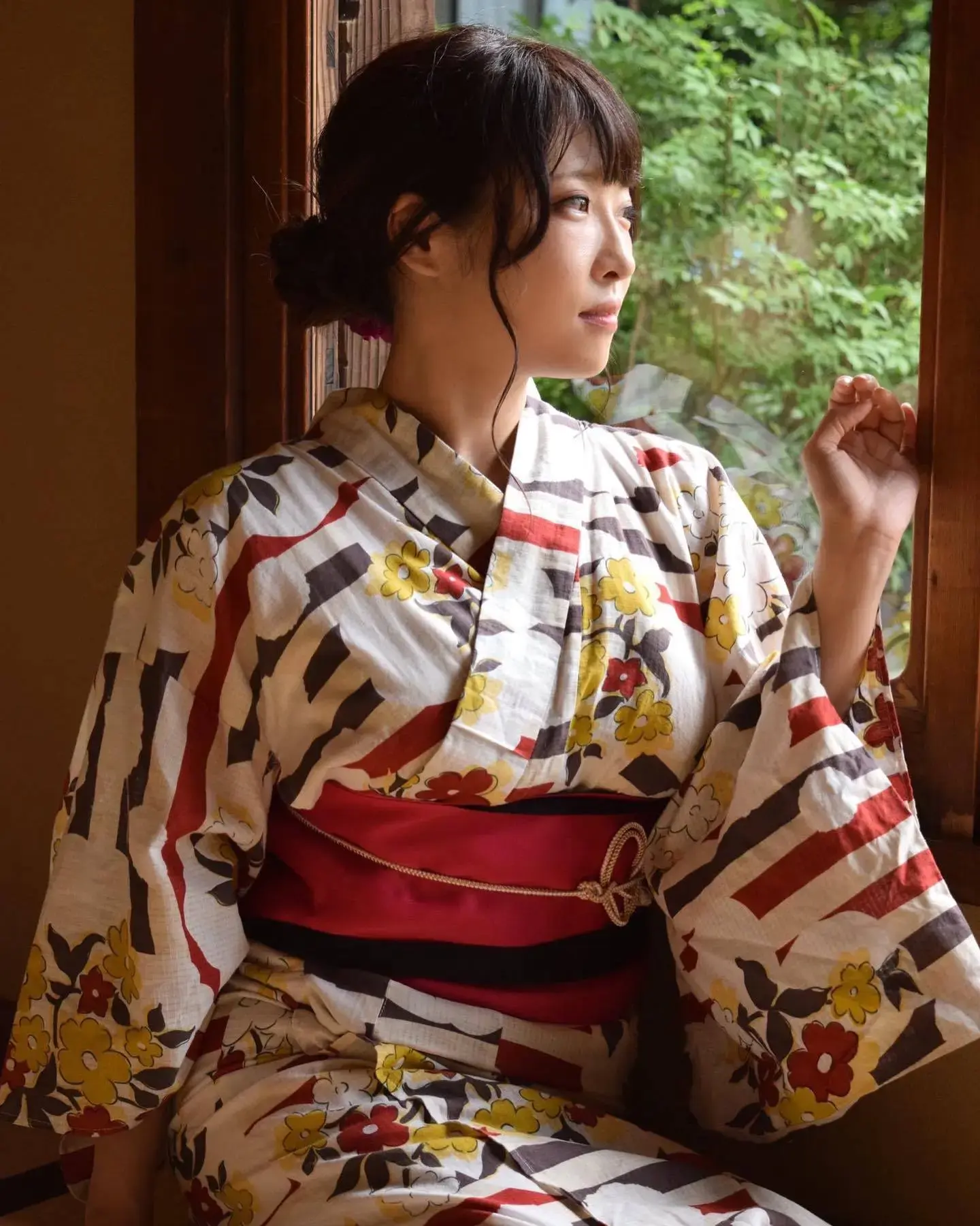 拥有30个执照的日本写真女星「日下部ほたる」 拥有30个执照的日本写真女星「日下部ほたる」