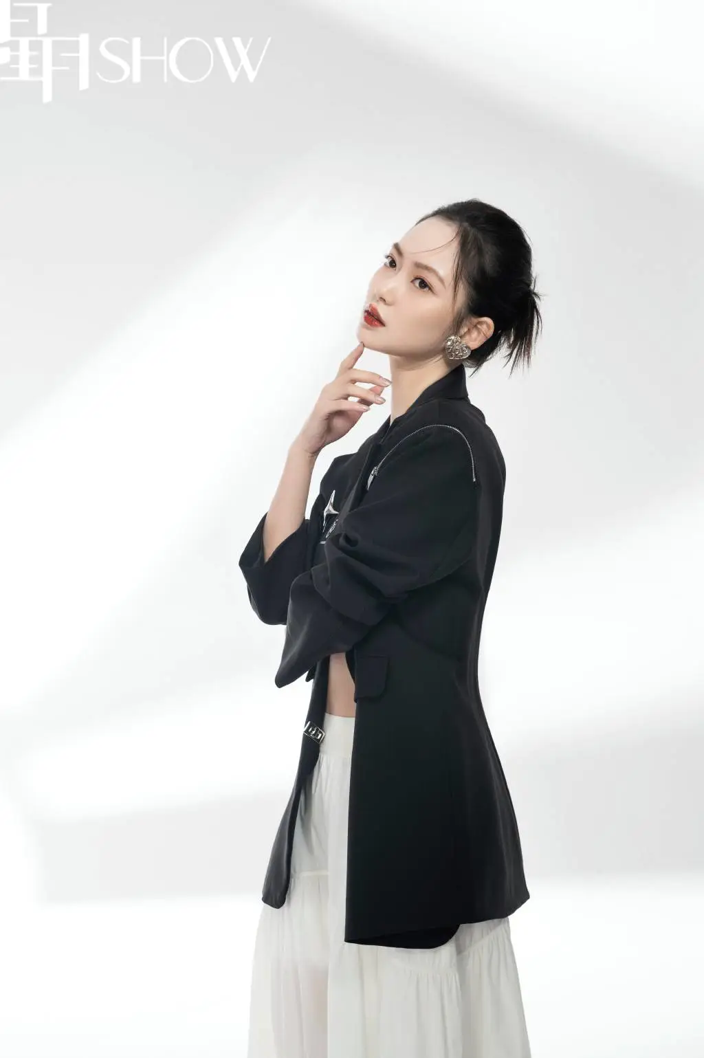 “聂小雨”陈雨锶性感图片写真!露出小蛮腰大长腿美出新高度 “聂小雨”陈雨锶性感图片写真!露出小蛮腰大长腿美出新高度