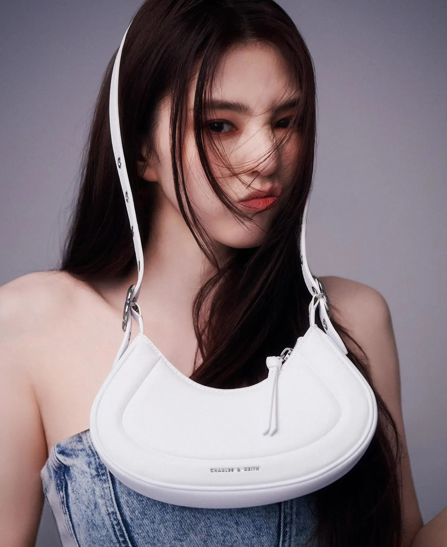 从Krystal后,韩韶禧成为新的Charles & Keith全球品牌代言人 从Krystal后,韩韶禧成为新的Charles & Keith全球品牌代言人