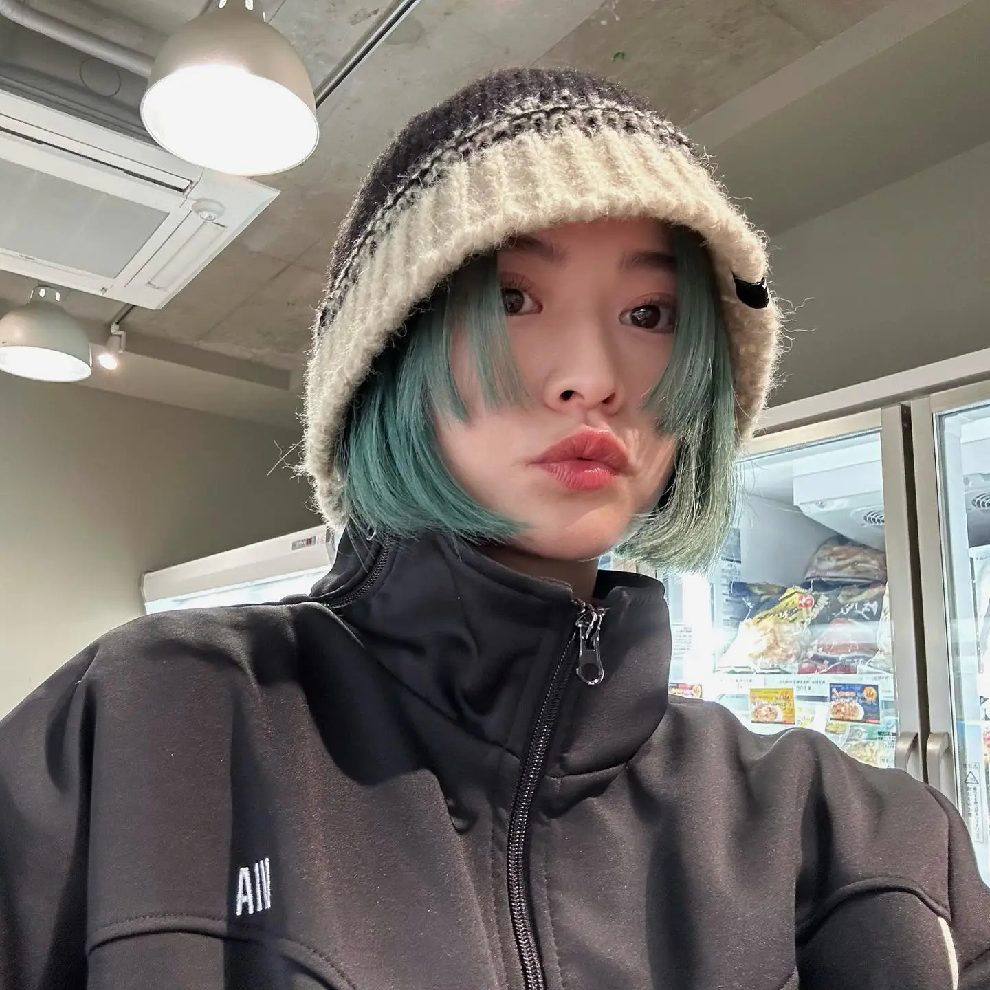 无法抵挡的漂发风潮,那些我们追踪的短发女生纷纷染上了浅发色 无法抵挡的漂发风潮,那些我们追踪的短发女生纷纷染上了浅发色