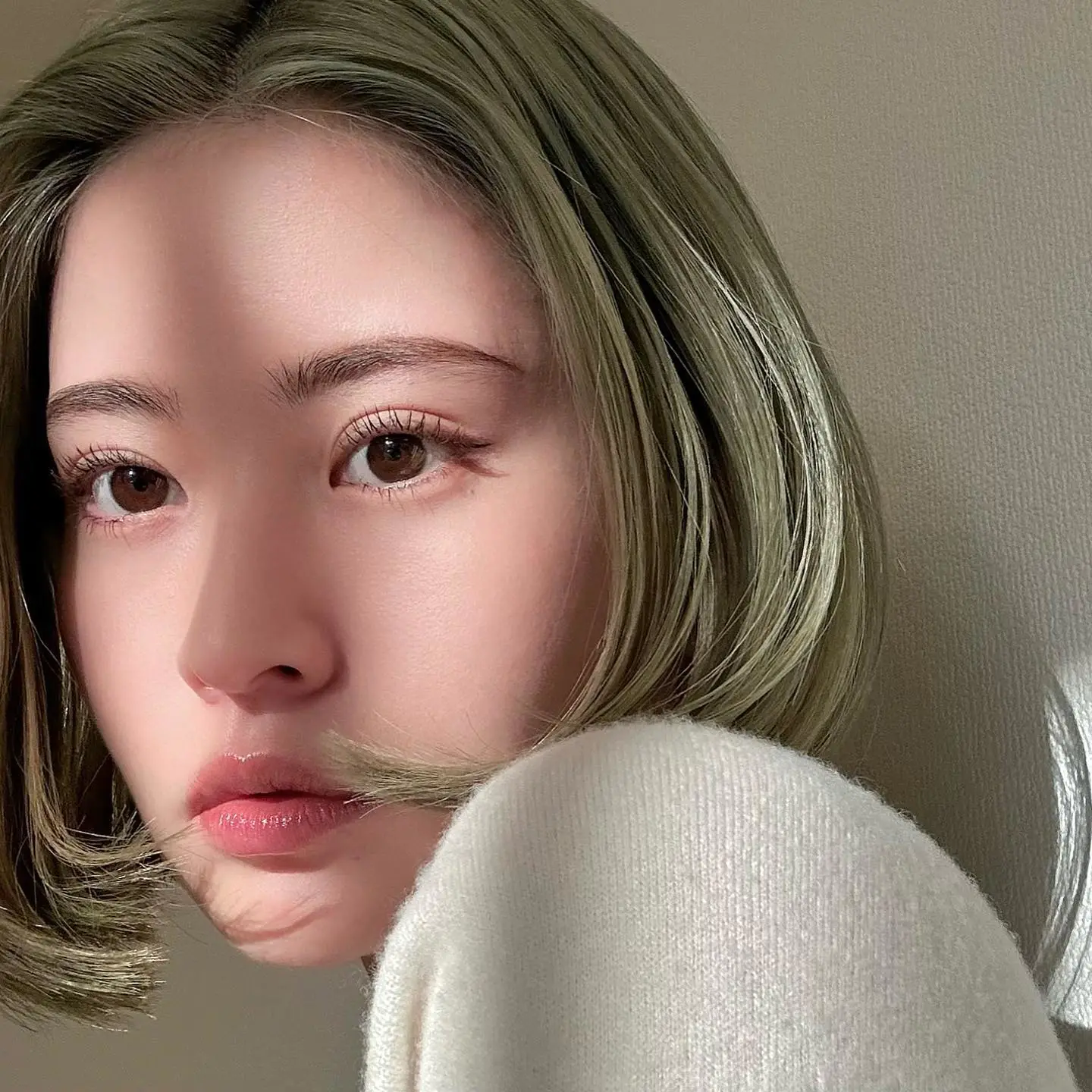 无法抵挡的漂发风潮,那些我们追踪的短发女生纷纷染上了浅发色 无法抵挡的漂发风潮,那些我们追踪的短发女生纷纷染上了浅发色