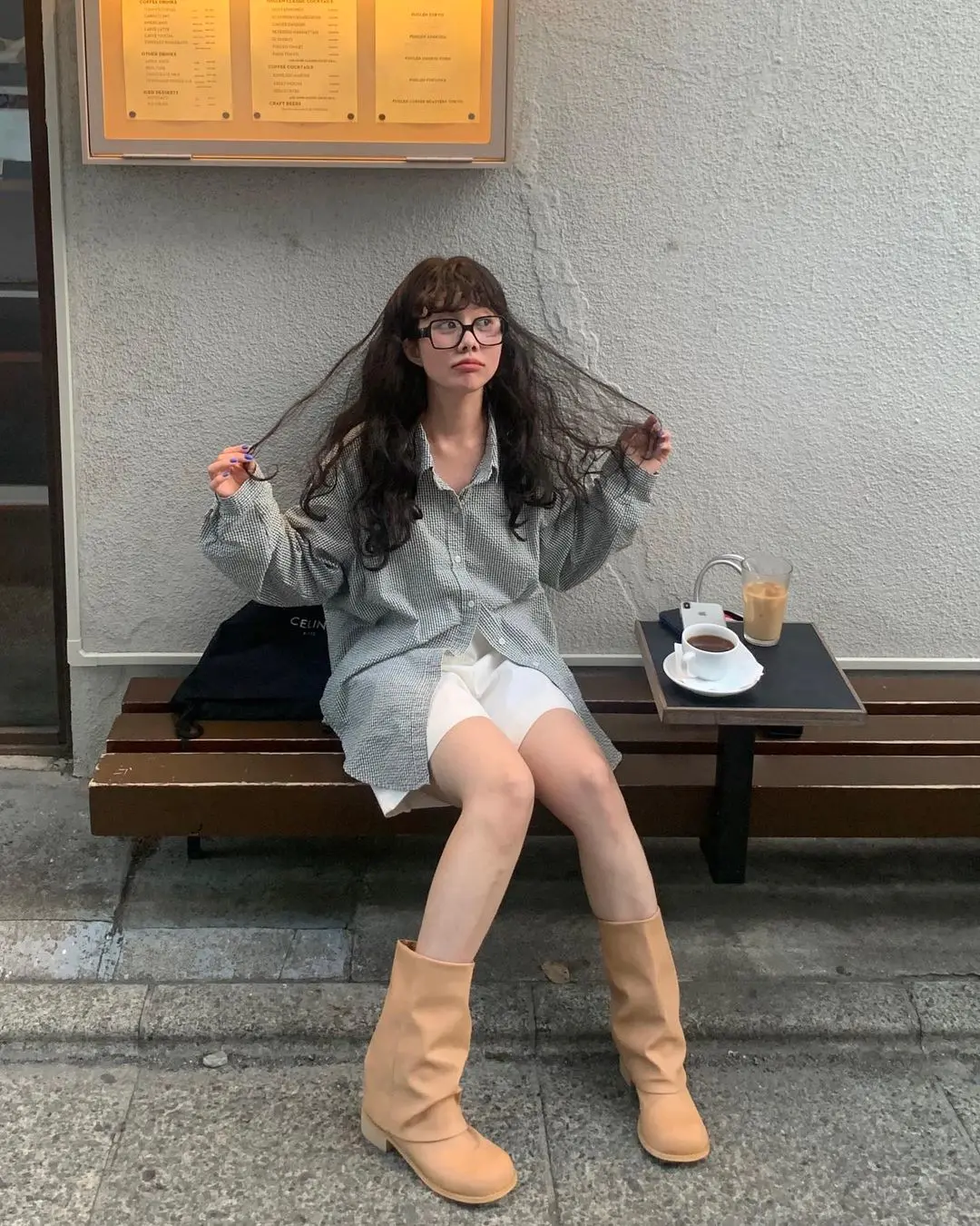 白天防晒晚上防凉,这个忽冷忽热的季节衣柜必须添加一件衬衫 白天防晒晚上防凉,这个忽冷忽热的季节衣柜必须添加一件衬衫