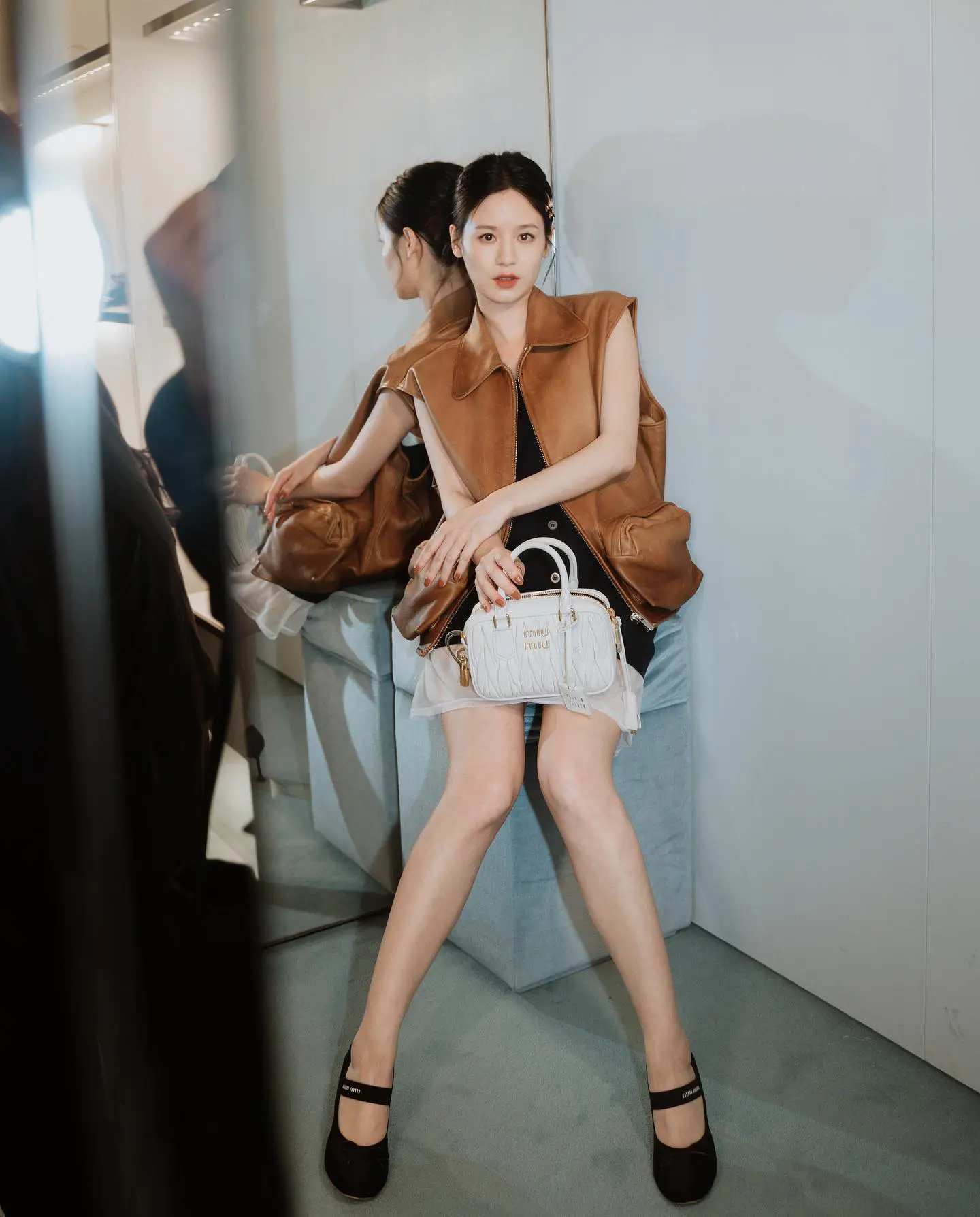 亲自挑选包包和鞋款,李瑜美最爱的单品都在Miu Miu Select 亲自挑选包包和鞋款,李瑜美最爱的单品都在Miu Miu Select