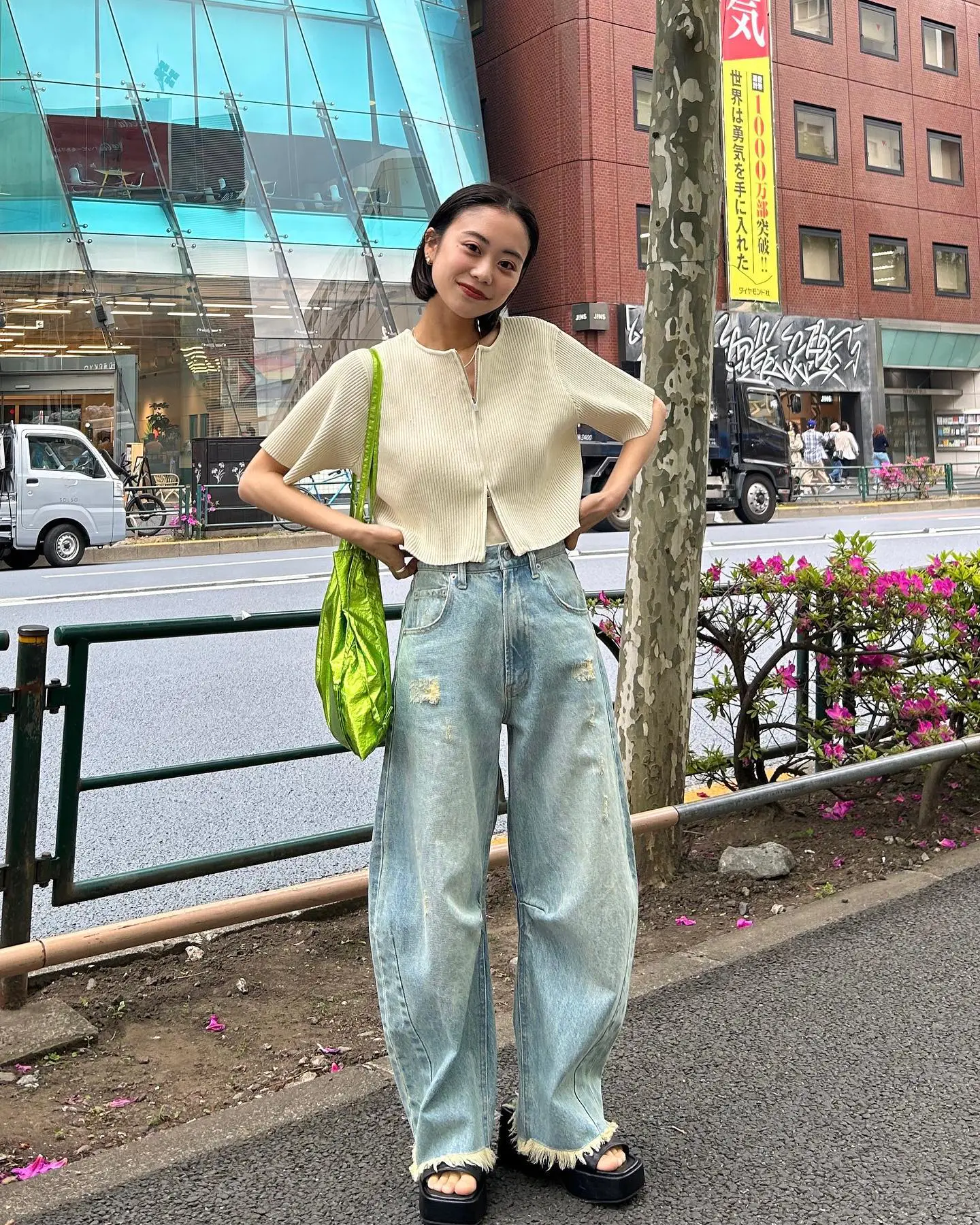 个子不高也可以驾驭宽松单品:向这3位日本女生学时尚穿衣方法 个子不高也可以驾驭宽松单品:向这3位日本女生学时尚穿衣方法