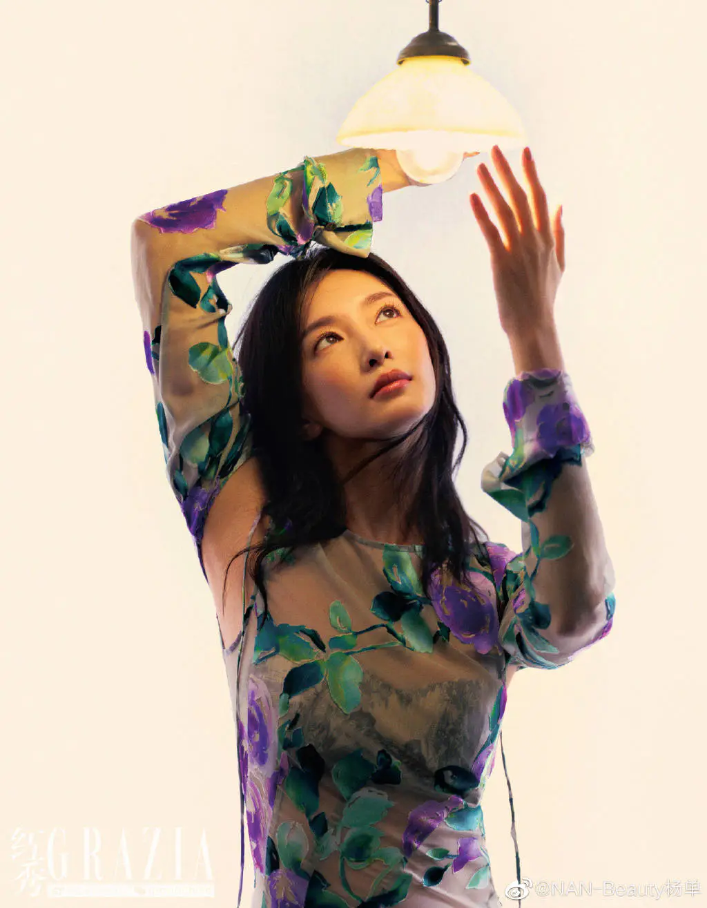 江疏影杂志写真太惊艳!身材曼妙美若天仙女人味十足 江疏影杂志写真太惊艳!身材曼妙美若天仙女人味十足