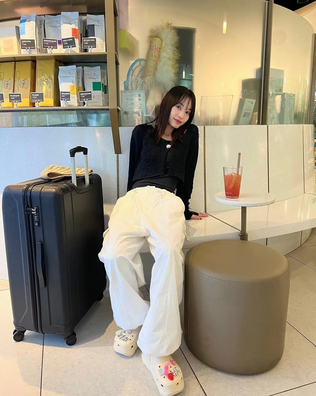 曾被骂穿起来太丑是时尚的灾难,现在Crocs“洞洞鞋”又满街跑了 曾被骂穿起来太丑是时尚的灾难,现在Crocs“洞洞鞋”又满街跑了