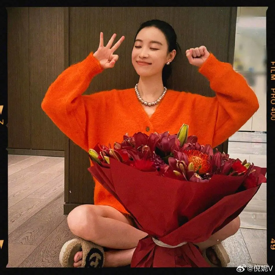 倪妮晒多张卖萌写真图片,肤白貌美性感可爱女人味十足! 倪妮晒多张卖萌写真图片,肤白貌美性感可爱女人味十足!