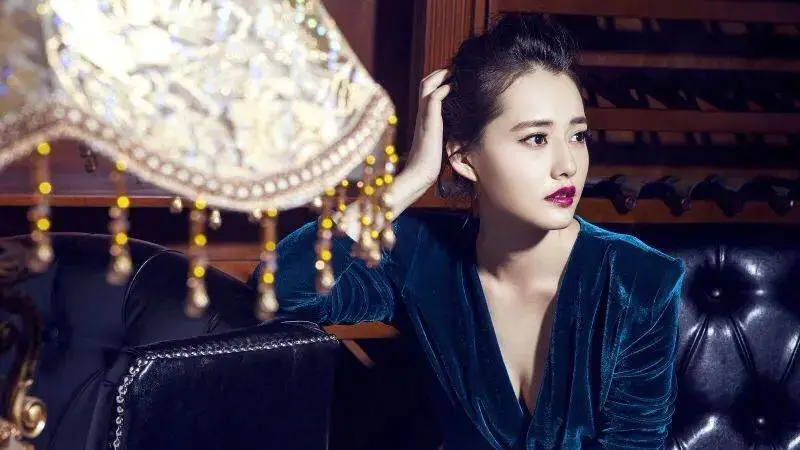 曾演塞娅公主和朱一龙演洗浴戏都没红!美女柴碧云的写真其实很惊艳 曾演塞娅公主和朱一龙演洗浴戏都没红!美女柴碧云的写真其实很惊艳