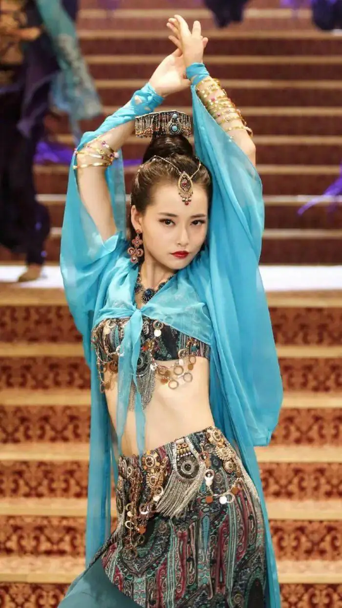 曾演塞娅公主和朱一龙演洗浴戏都没红!美女柴碧云的写真其实很惊艳 曾演塞娅公主和朱一龙演洗浴戏都没红!美女柴碧云的写真其实很惊艳