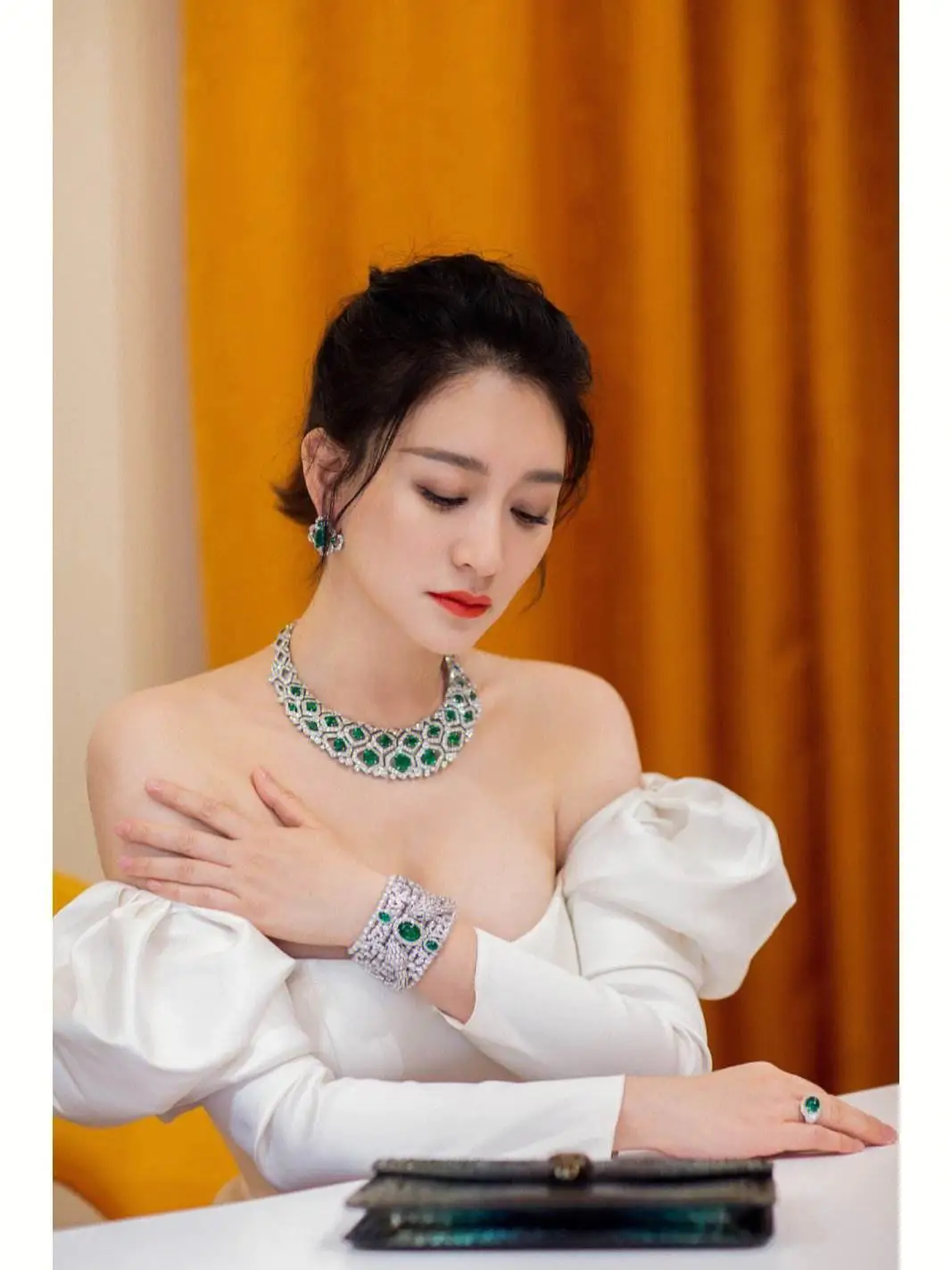李小冉众多性感时尚美图!天使面孔魔鬼身材太火辣 李小冉众多性感时尚美图!天使面孔魔鬼身材太火辣