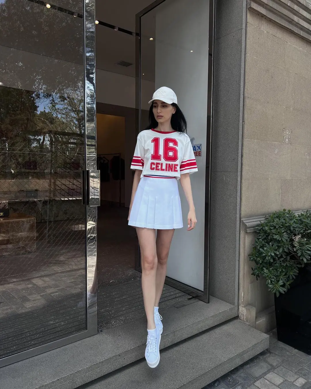 人手一件复古球衣:在这波怀旧浪潮中Blokecore一路红到今年夏天 人手一件复古球衣:在这波怀旧浪潮中Blokecore一路红到今年夏天