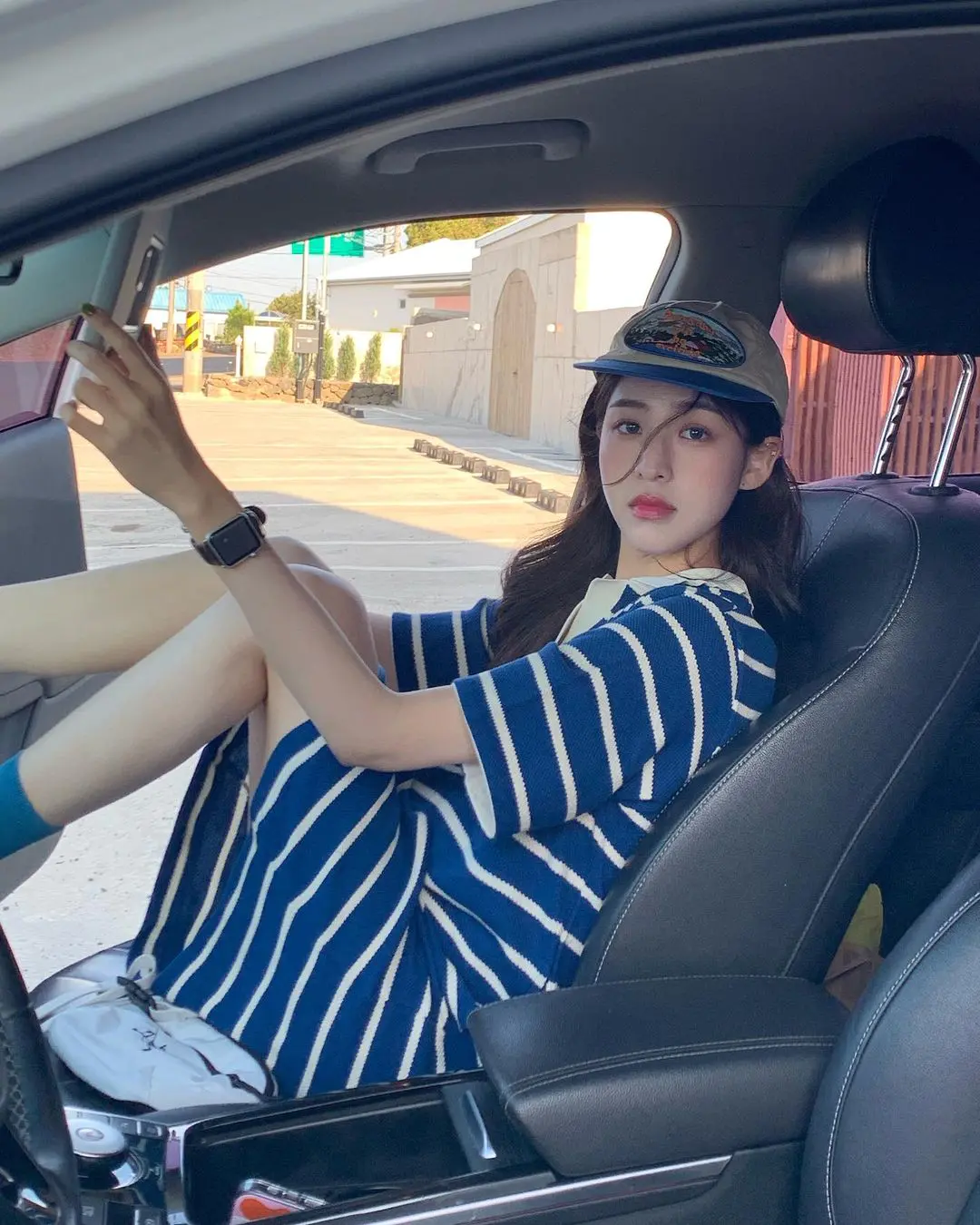 会穿还会拍!这位韩国氛围感女生不经意的照片更能吸引你 会穿还会拍!这位韩国氛围感女生不经意的照片更能吸引你