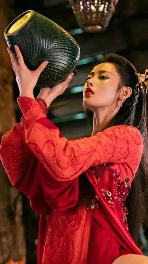 性感尤物张天爱要演飒爽女将!天使面孔魔鬼身材太火辣 性感尤物张天爱要演飒爽女将!天使面孔魔鬼身材太火辣