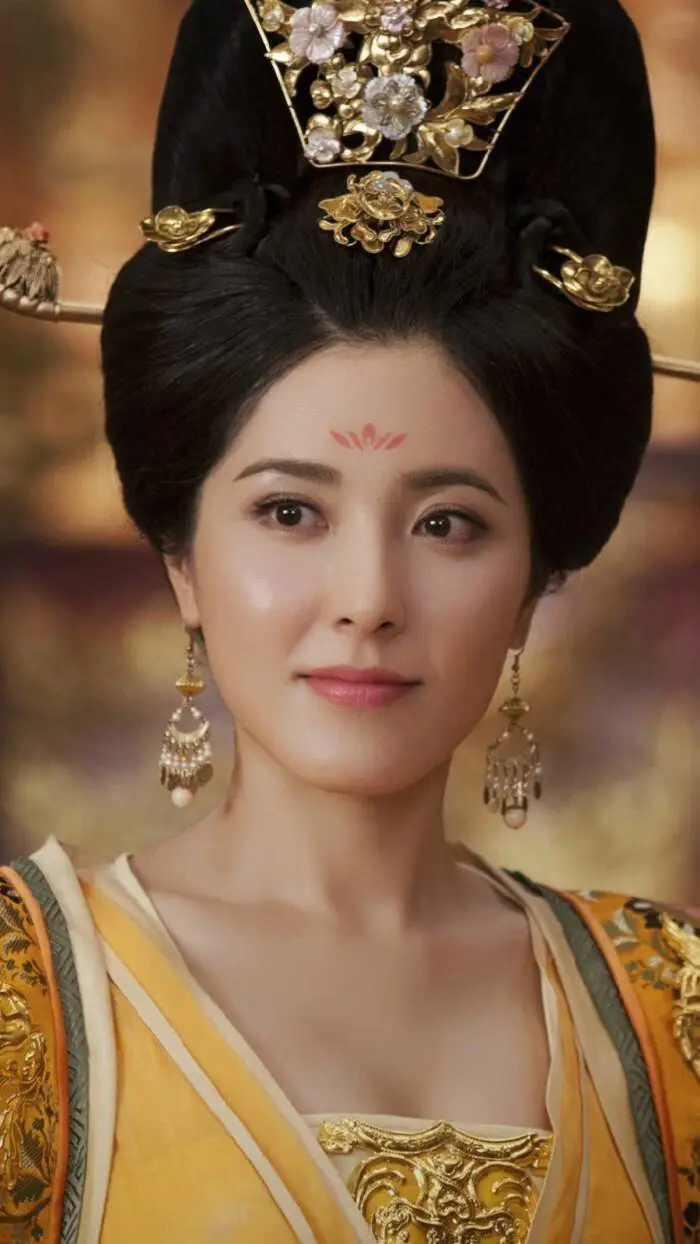 曾黎黑色性感写真,国色天香性感迷人 曾黎黑色性感写真,国色天香性感迷人