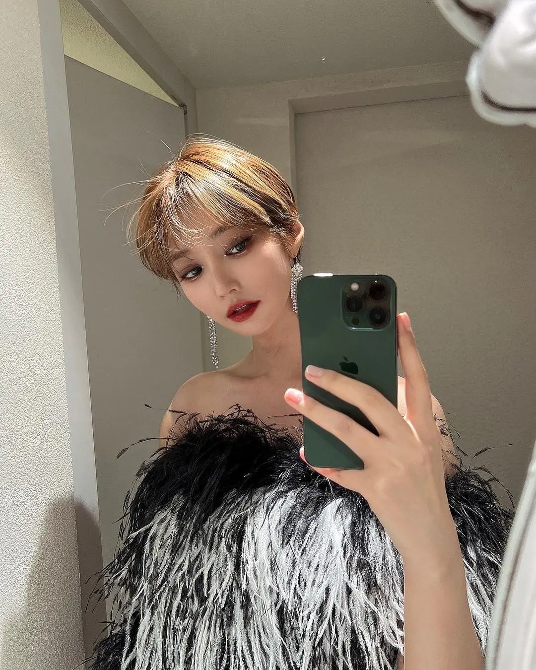 短发女神高俊熙剪回标志性极短发,再现经典夏莉头 短发女神高俊熙剪回标志性极短发,再现经典夏莉头
