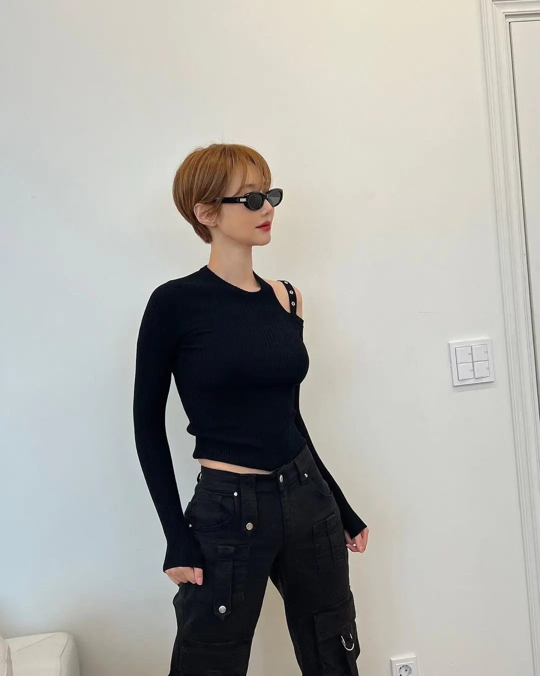 短发女神高俊熙剪回标志性极短发,再现经典夏莉头 短发女神高俊熙剪回标志性极短发,再现经典夏莉头