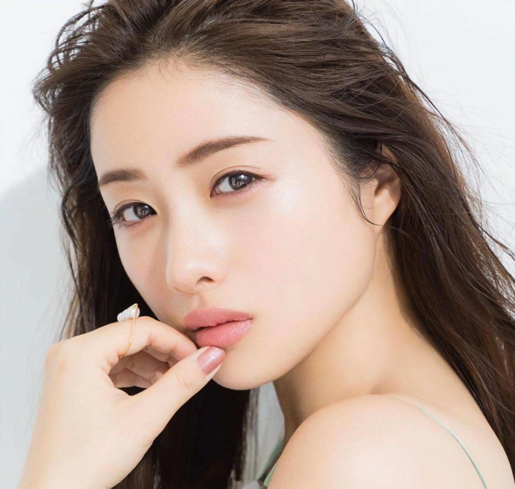 石原里美复出演失踪母亲!昔日她肤白貌美大长腿性感撩人 石原里美复出演失踪母亲!昔日她肤白貌美大长腿性感撩人
