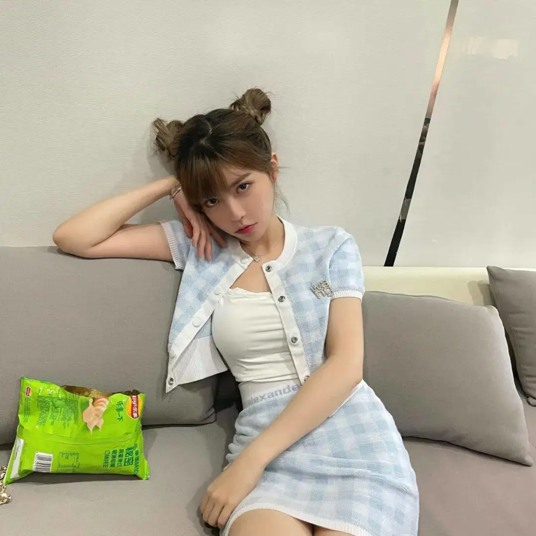 不只是LOL女神,迷倒PGOne的周淑怡前凸后翘,身材到底有多好? 不只是LOL女神,迷倒PGOne的周淑怡前凸后翘,身材到底有多好?