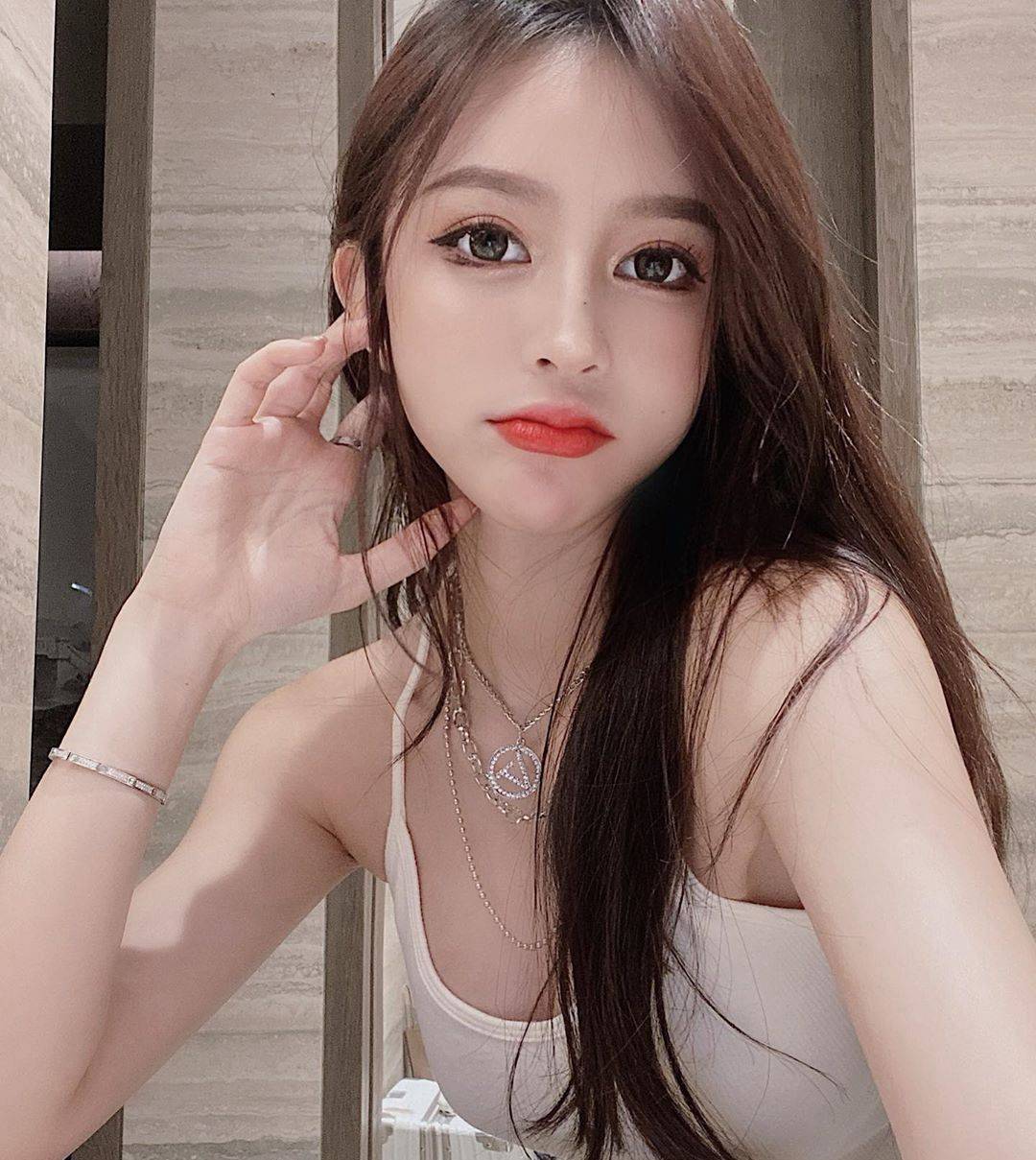 标准模特身材香港美女王静雅性感可爱气质自拍写真生活照图片-达人圈原创摄影