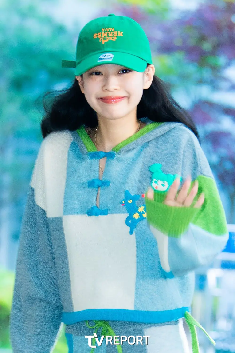 多次穿居家服上封面,Jennie成“最佳睡衣带货王” 多次穿居家服上封面,Jennie成“最佳睡衣带货王”