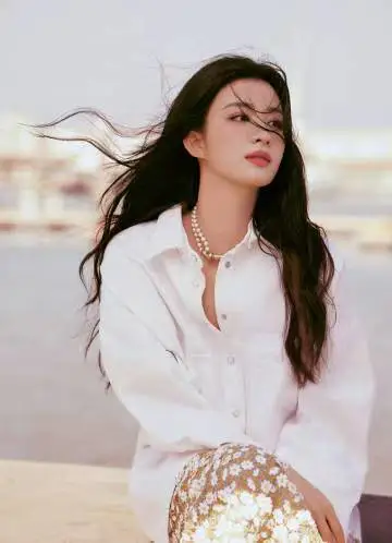 王楚然白衬衫魅力四色,造型好惊艳 王楚然白衬衫魅力四色,造型好惊艳