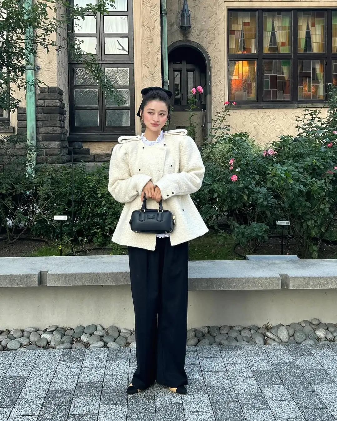 因为Jennie认识了日本服装品牌 Bibiy,发现创办人小松友结子好会穿 因为Jennie认识了日本服装品牌 Bibiy,发现创办人小松友结子好会穿