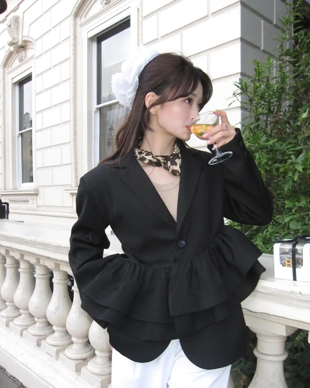 因为Jennie认识了日本服装品牌 Bibiy,发现创办人小松友结子好会穿 因为Jennie认识了日本服装品牌 Bibiy,发现创办人小松友结子好会穿
