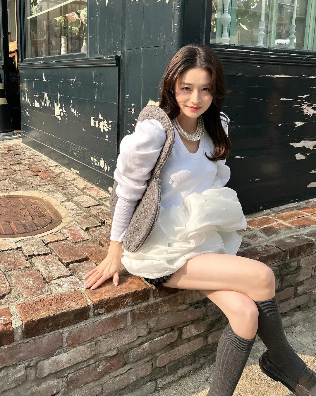 因为Jennie认识了日本服装品牌 Bibiy,发现创办人小松友结子好会穿 因为Jennie认识了日本服装品牌 Bibiy,发现创办人小松友结子好会穿