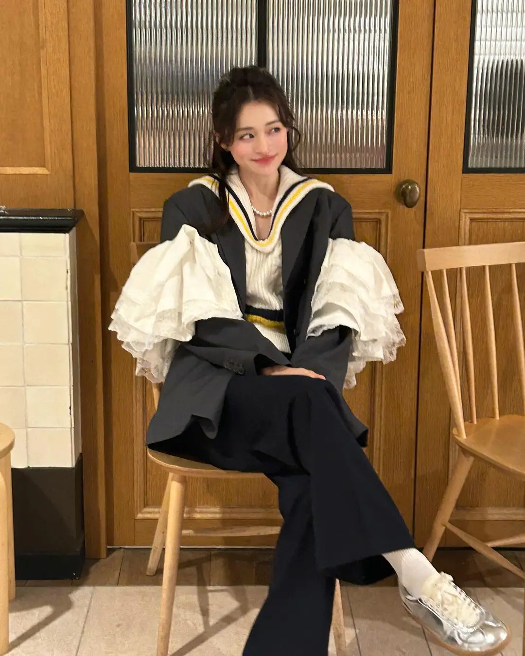 因为Jennie认识了日本服装品牌 Bibiy,发现创办人小松友结子好会穿 因为Jennie认识了日本服装品牌 Bibiy,发现创办人小松友结子好会穿