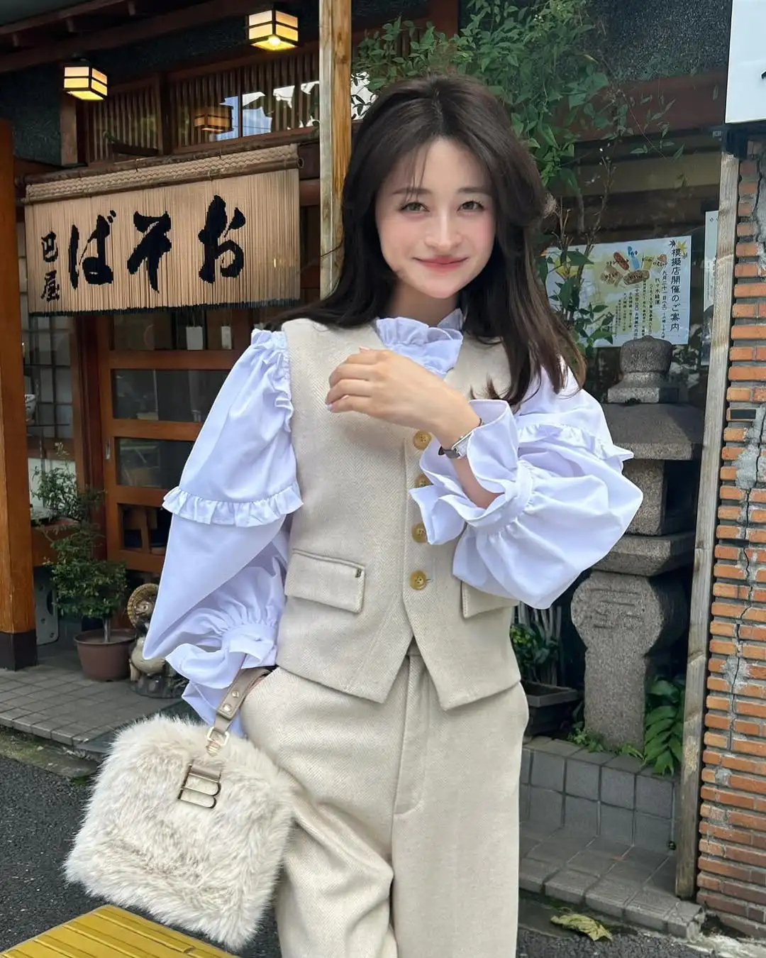 因为Jennie认识了日本服装品牌 Bibiy,发现创办人小松友结子好会穿 因为Jennie认识了日本服装品牌 Bibiy,发现创办人小松友结子好会穿