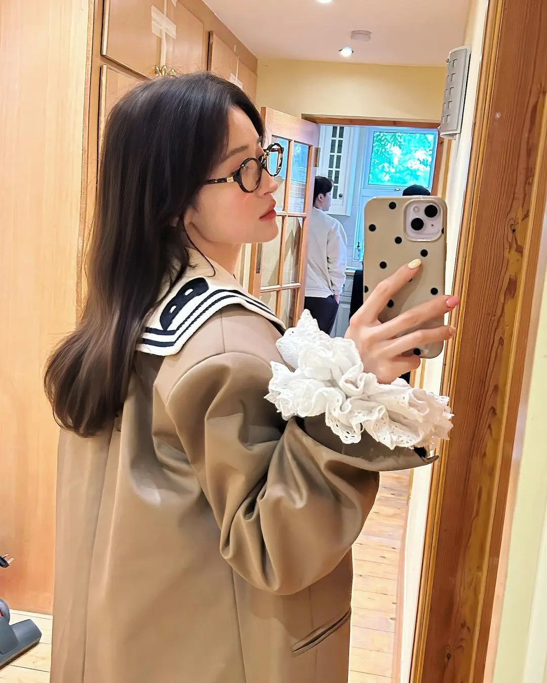 因为Jennie认识了日本服装品牌 Bibiy,发现创办人小松友结子好会穿 因为Jennie认识了日本服装品牌 Bibiy,发现创办人小松友结子好会穿