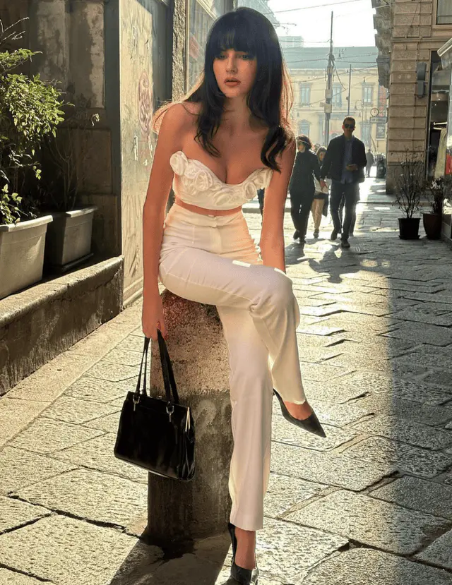 法国ins时尚博主Paola Conssentino,干净高级法式小浪漫穿搭 法国ins时尚博主Paola Conssentino,干净高级法式小浪漫穿搭