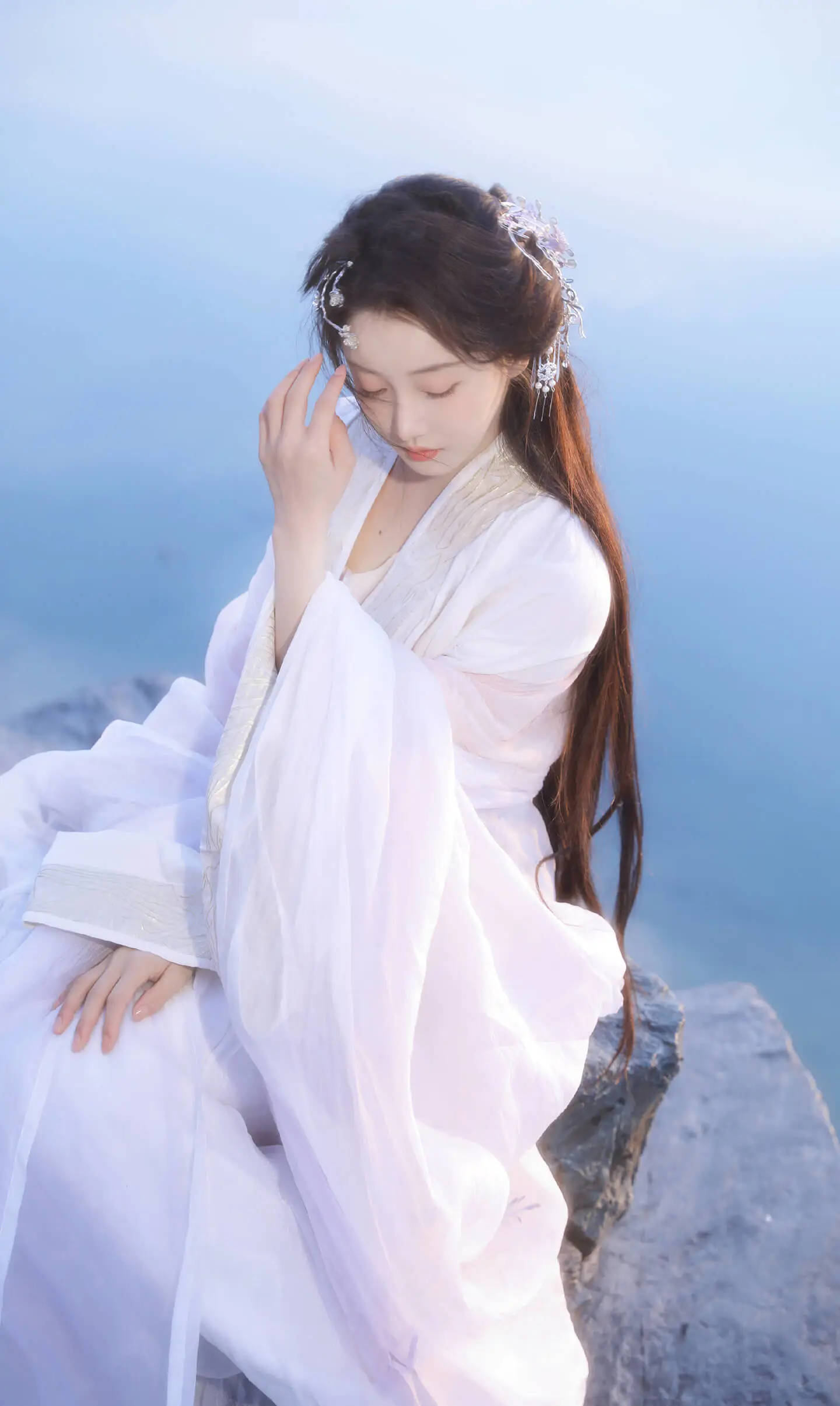 姜贞羽最新清冷古装写真送达 氛围感美女 姜贞羽最新清冷古装写真送达 氛围感美女