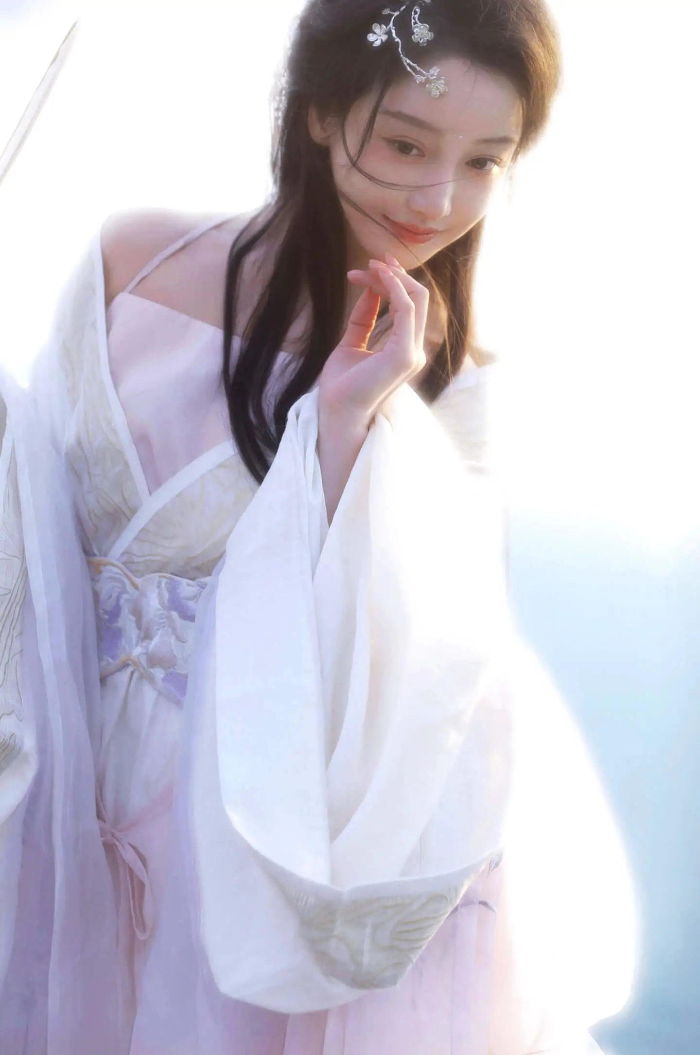 姜贞羽最新清冷古装写真送达 氛围感美女 姜贞羽最新清冷古装写真送达 氛围感美女