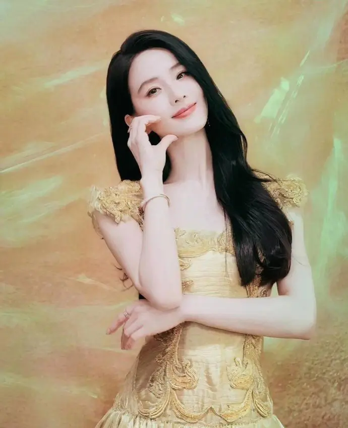 刘诗诗的穿搭美学密码:38岁女性如何穿出静水流深的高级感 刘诗诗的穿搭美学密码:38岁女性如何穿出静水流深的高级感