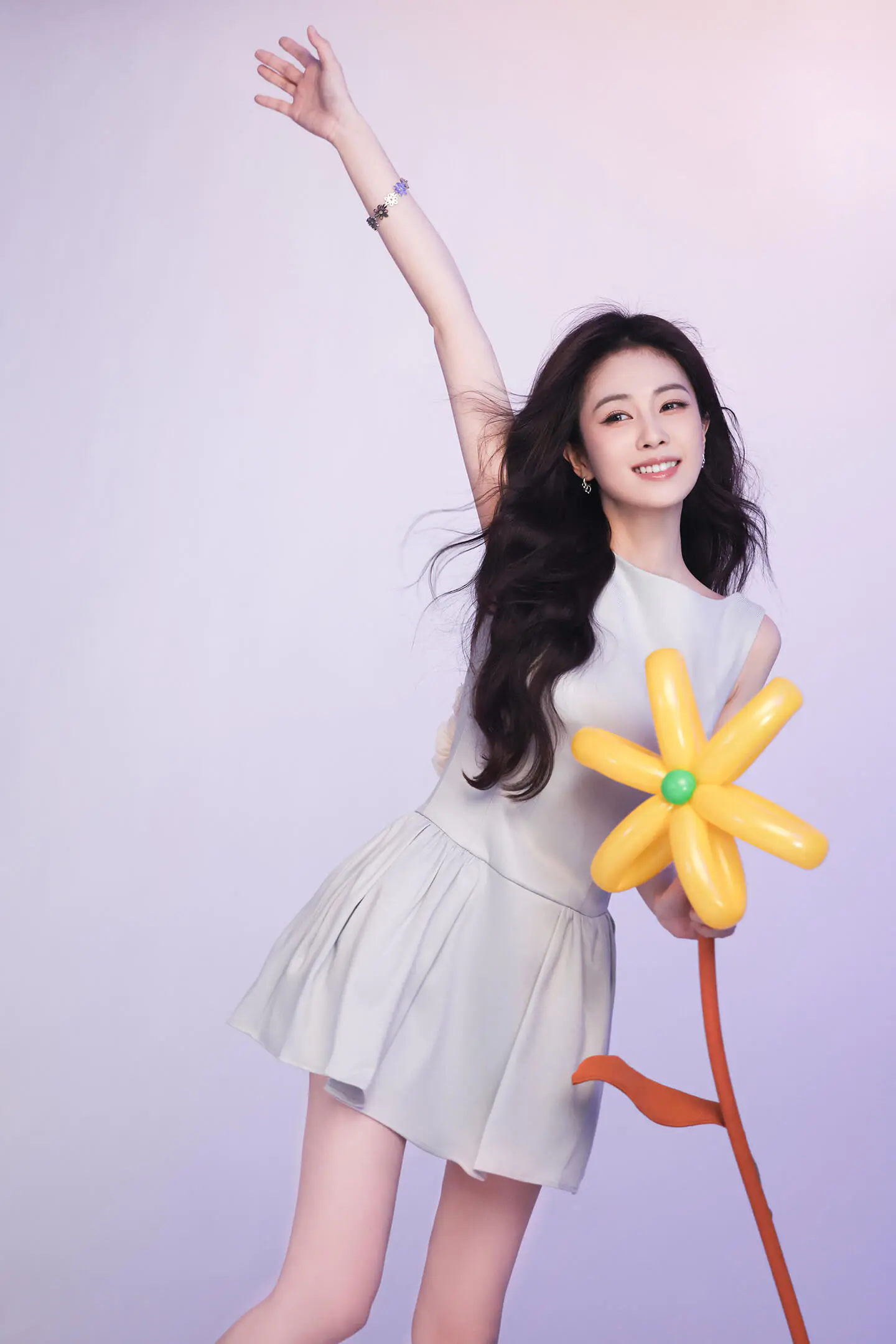 元气绽放,“洞”藏无限活力💐,和白鹿一起漫步美好时光! 元气绽放,“洞”藏无限活力💐,和白鹿一起漫步美好时光!