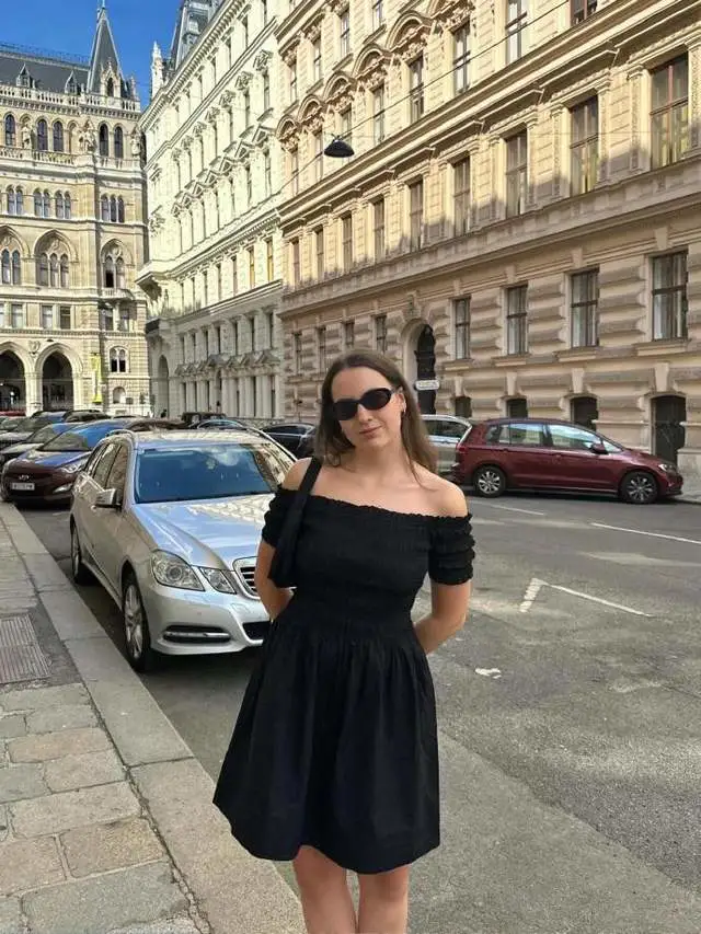 向ins时尚博主Natalie Novik取经,重塑你的日常穿搭风格 向ins时尚博主Natalie Novik取经,重塑你的日常穿搭风格