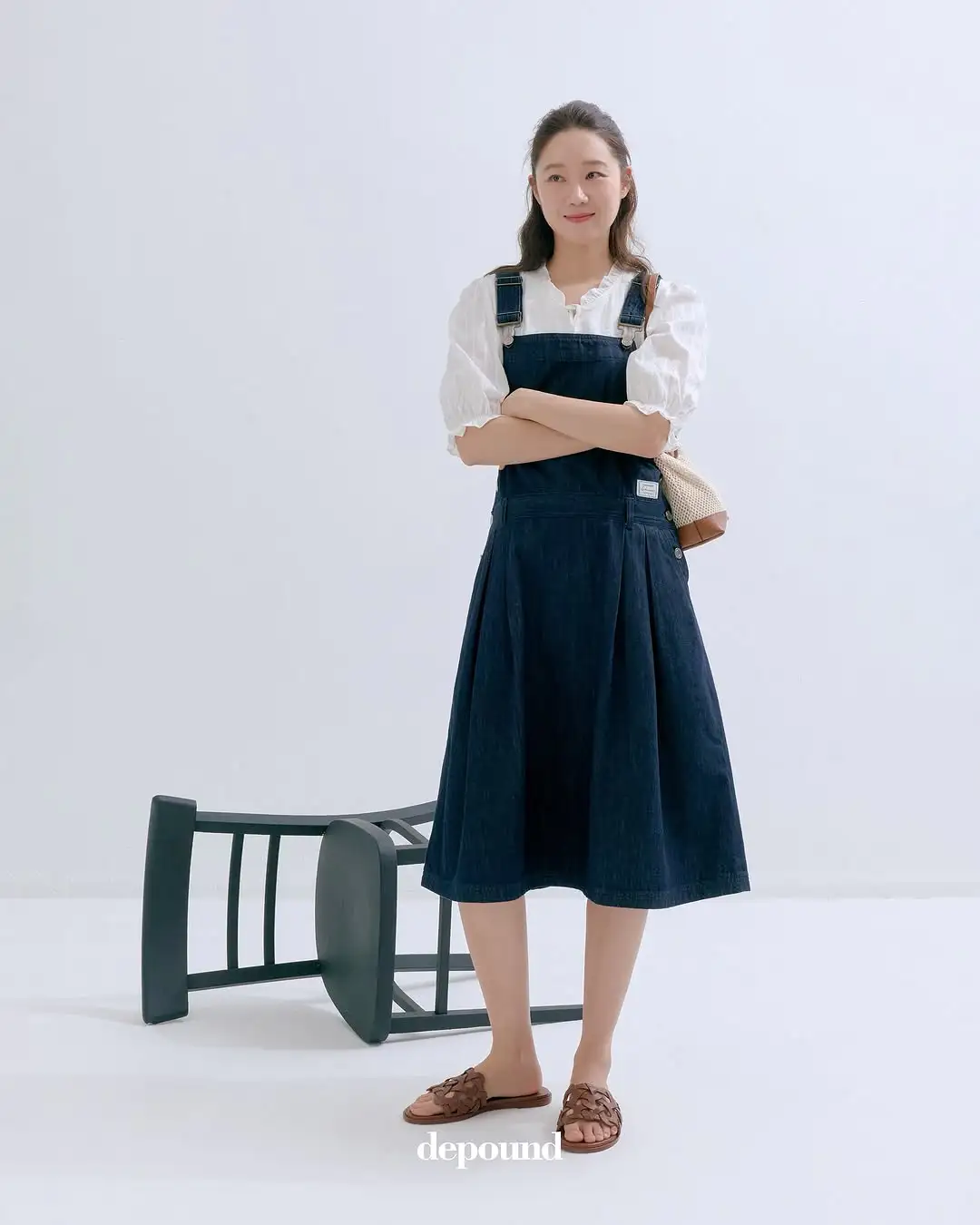 孔晓振的”不费力时髦”秘诀大公开!今夏跟着韩剧女王学穿搭 孔晓振的”不费力时髦”秘诀大公开!今夏跟着韩剧女王学穿搭