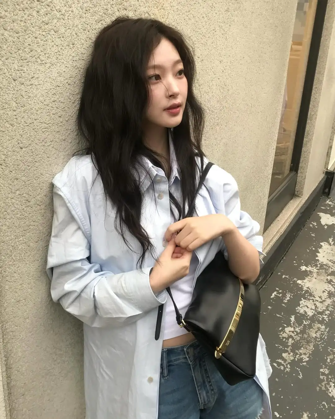 《比天堂更美的穿搭指南》崔熙真:人间猫系美学如何炼成?普通人必学的空灵感穿搭公式 《比天堂更美的穿搭指南》崔熙真:人间猫系美学如何炼成?普通人必学的空灵感穿搭公式
