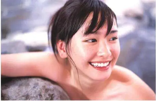 “日本国民老婆”新垣结衣靓丽美图!雪肤玉貌太性感撩人 “日本国民老婆”新垣结衣靓丽美图!雪肤玉貌太性感撩人