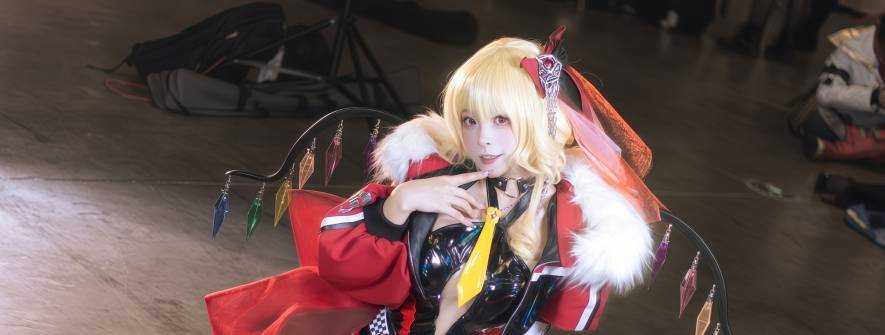 《东方project》芙兰朵露·斯卡雷特cosplay