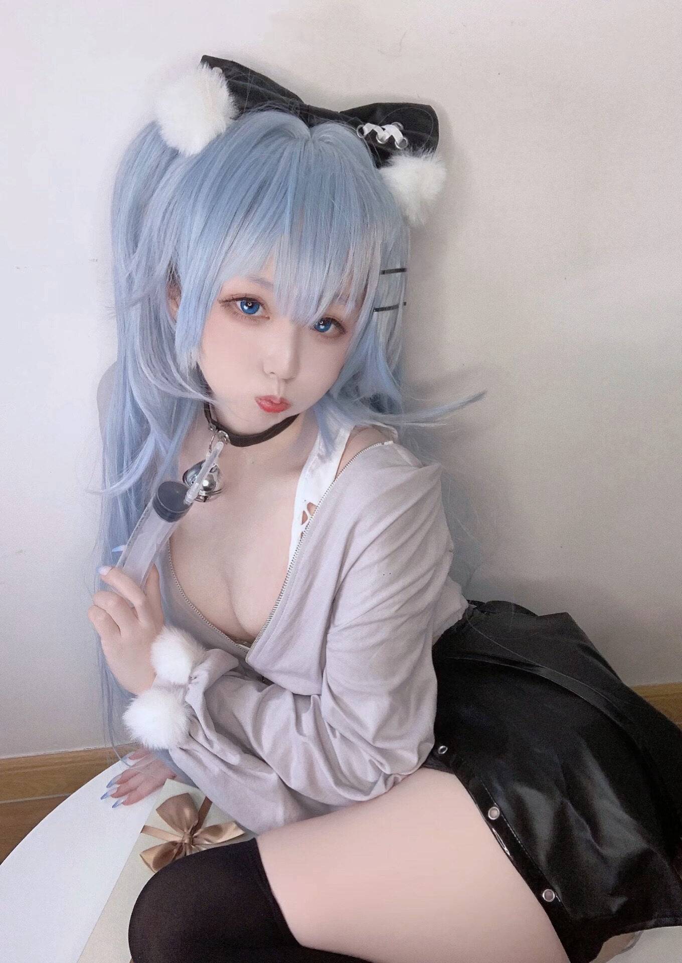 《少前云图计划》芙洛伦药心巧克力cosplay